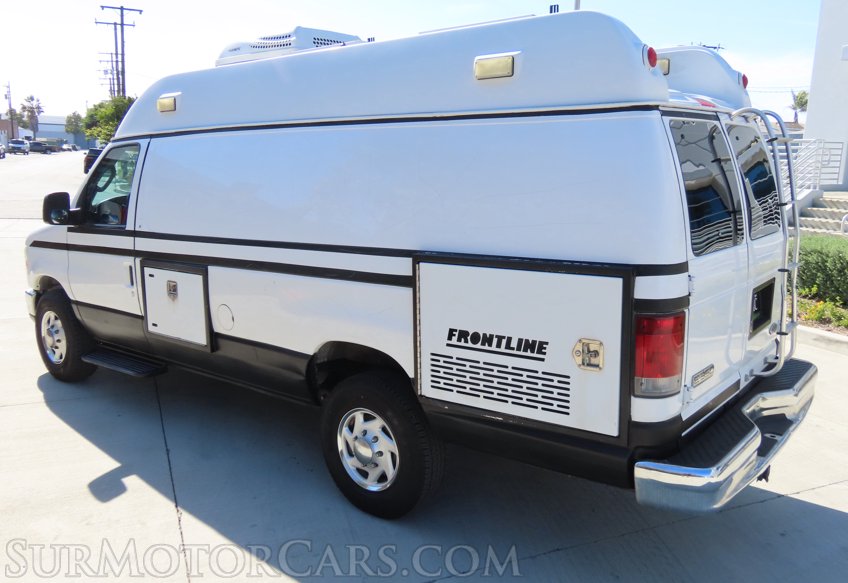 2008 Ford E-350 Frontline - Image 4