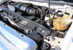 2008 Ford E-350 Frontline - Image 34