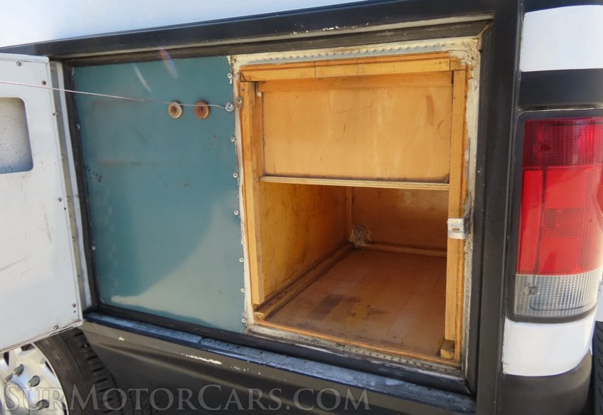 2008 Ford E-350 Frontline - Image 12