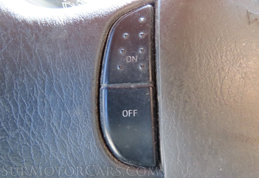 2008 Ford E-350 Frontline - Image 20