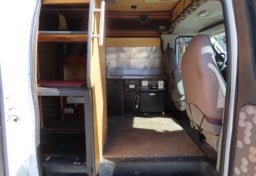 2008 Ford E-350 Frontline - Image 52