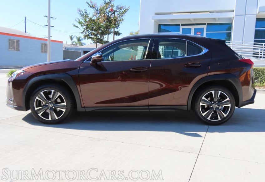 2019 Lexus UX 200 - Image 6