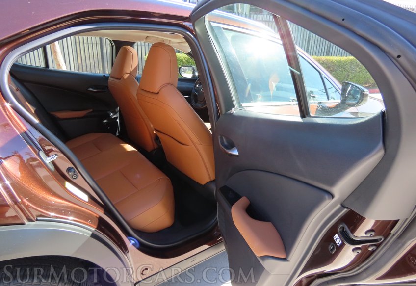 2019 Lexus UX 200 - Image 55