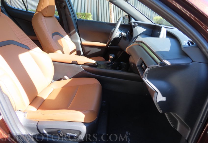 2019 Lexus UX 200 - Image 54