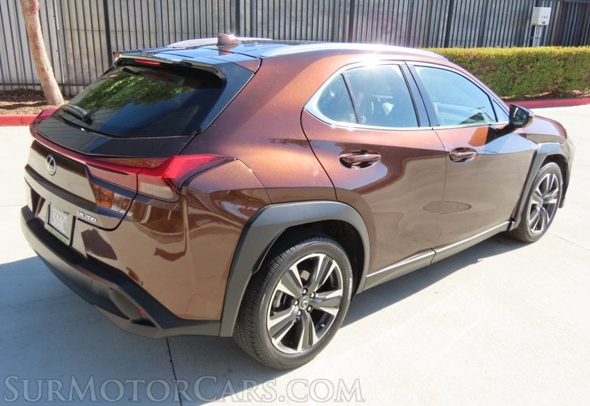 2019 Lexus UX 200 - Image 9