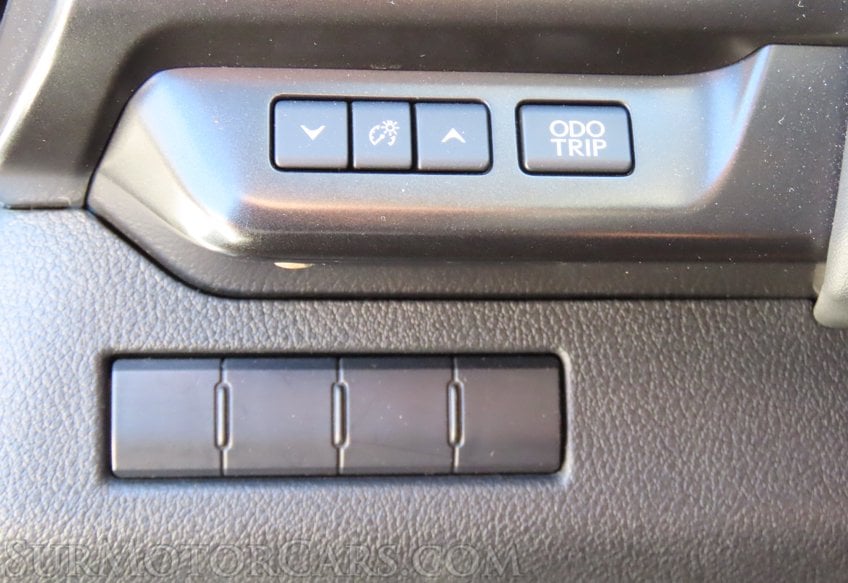2019 Lexus UX 200 - Image 24