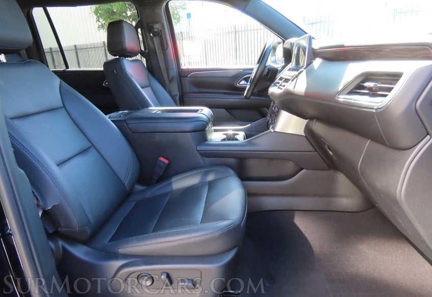 2024 Chevrolet Suburban LT - Image 28