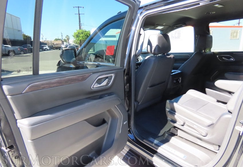 2024 Chevrolet Suburban LT - Image 21