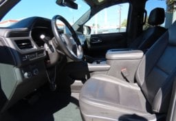 2024 Chevrolet Suburban LT - Image 23