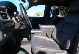 2024 Chevrolet Suburban LT - Image 27