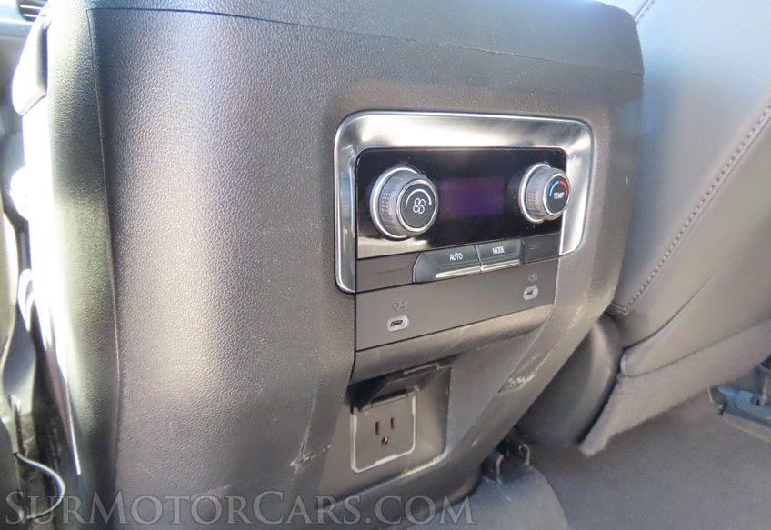 2024 Chevrolet Suburban LT - Image 47