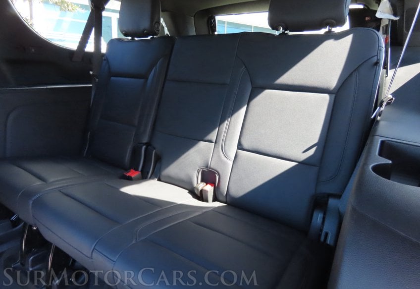 2024 Chevrolet Suburban LT - Image 31