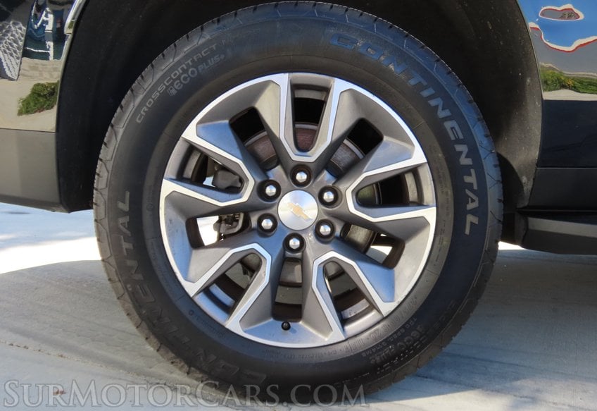 2024 Chevrolet Suburban LT - Image 18