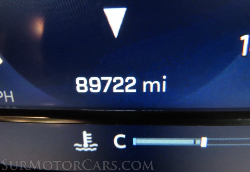 2024 Chevrolet Suburban LT - Image 38