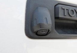 2020 Toyota Tundra SR5 - Image 21