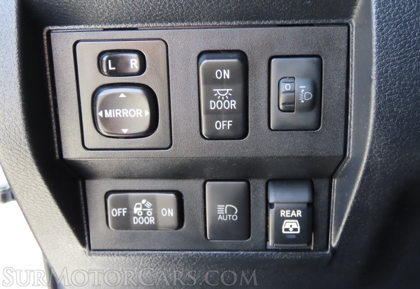 2020 Toyota Tundra SR5 - Image 44