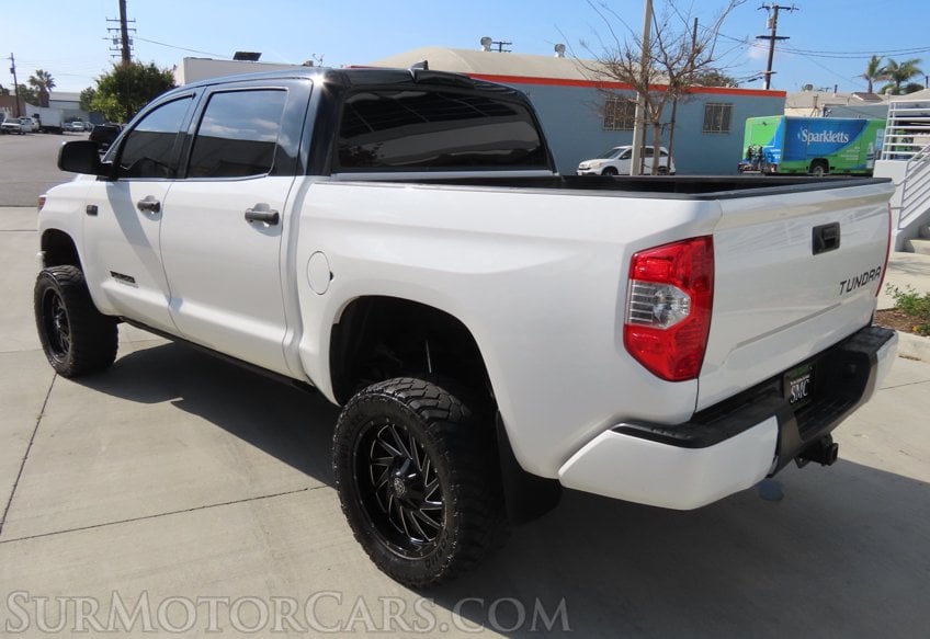2020 Toyota Tundra SR5 - Image 8