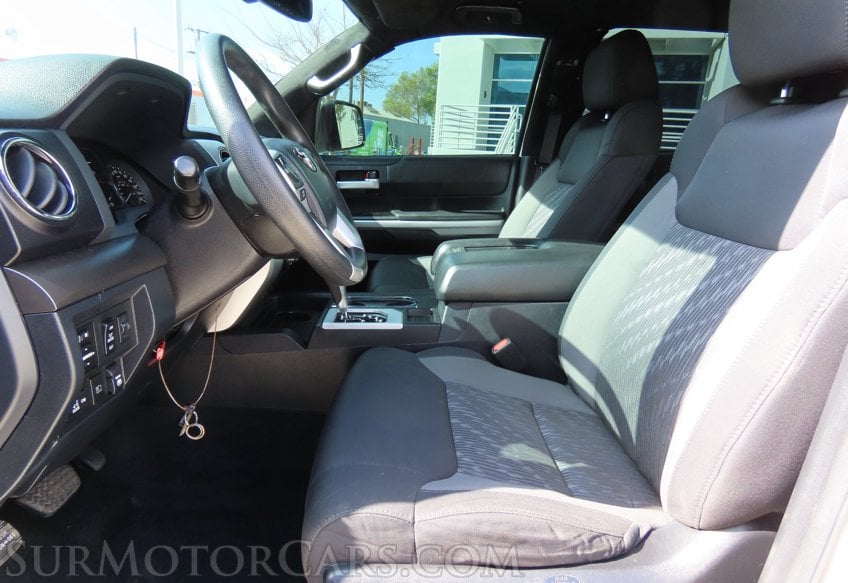 2020 Toyota Tundra SR5 - Image 24