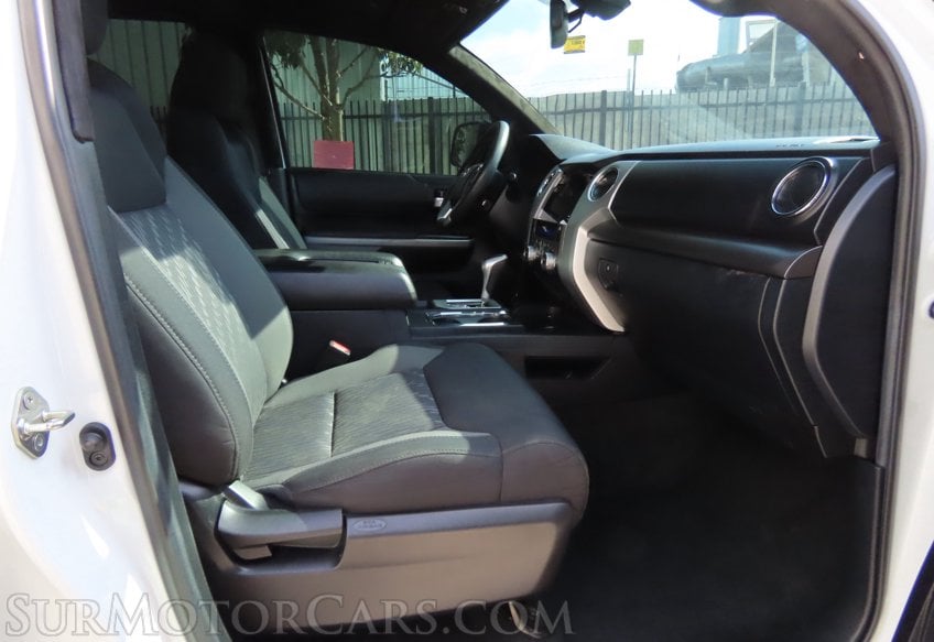 2020 Toyota Tundra SR5 - Image 25