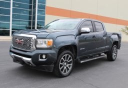 2019 GMC Canyon 4x4 Denali - Image 4