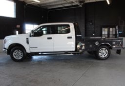 2019 Ford F-250 Super Duty 4x4 - Image 11