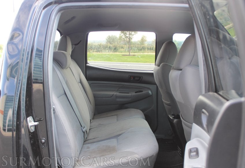 2012 Toyota Tacoma - Image 32