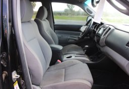 2012 Toyota Tacoma - Image 29