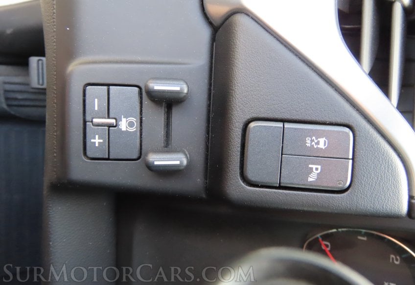 2019 Chevrolet Tahoe - Image 32