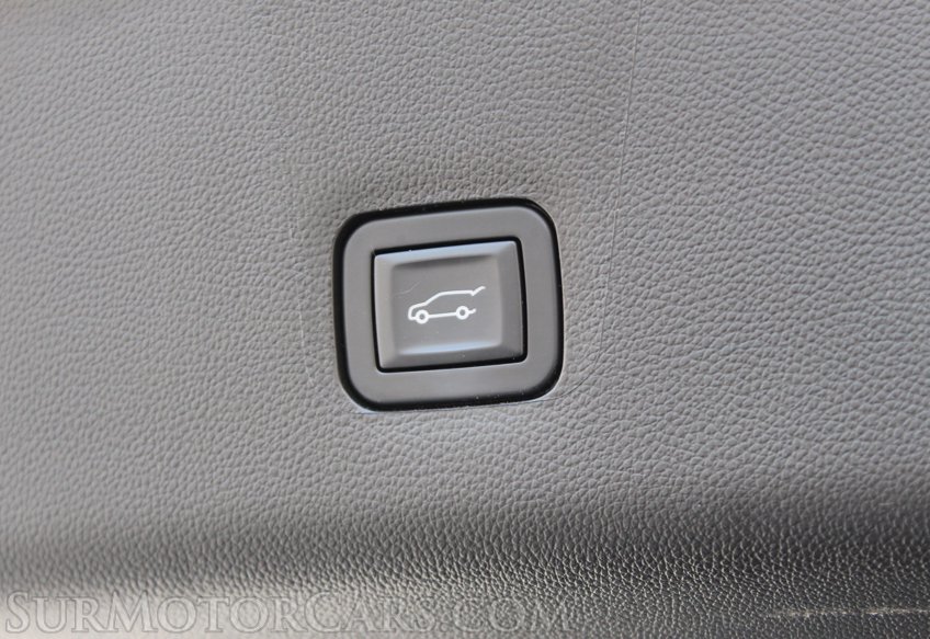 2019 Chevrolet Traverse LT - Image 56