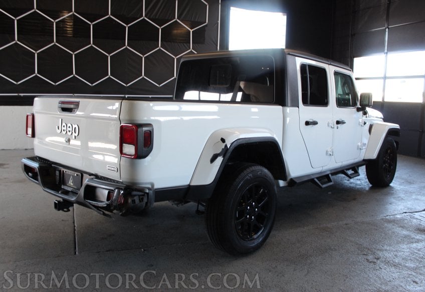 2023 Jeep Gladiator - Image 8