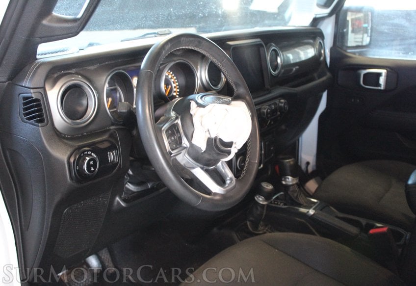 2023 Jeep Gladiator - Image 34