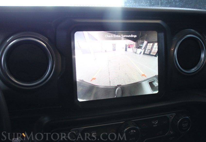 2023 Jeep Gladiator - Image 42