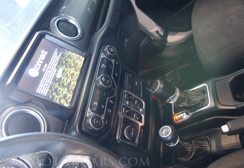 2023 Jeep Gladiator - Image 39