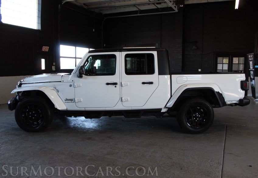 2023 Jeep Gladiator - Image 10