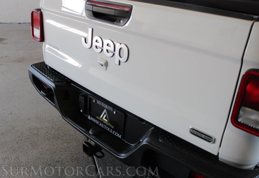 2023 Jeep Gladiator - Image 27