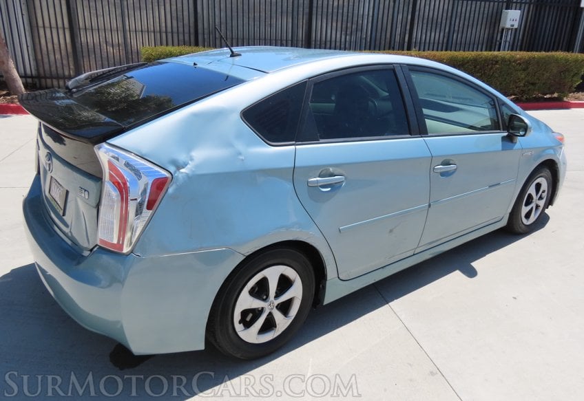 2014 Toyota Prius II - Image 6