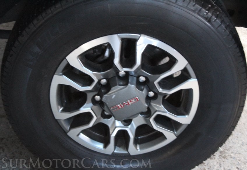 2025 GMC Sierra 3500HD 4x4 Pro - Image 38