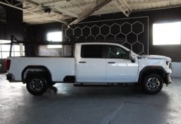 2025 GMC Sierra 3500HD 4x4 Pro - Image 10