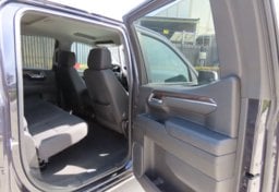 2023 Chevrolet Silverado 1500 LT - Image 24