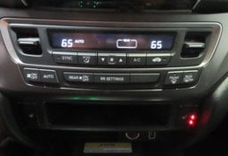 2023 Honda Passport AWD EX-L - Image 12