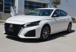 2024 Nissan Altima S - Image 3