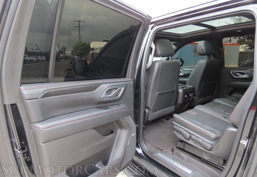 2021 Chevrolet Suburban RST - Image 21