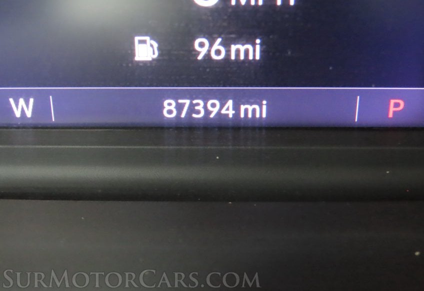 2021 Chevrolet Suburban RST - Image 38