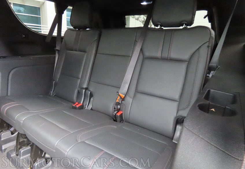 2021 Chevrolet Suburban RST - Image 31
