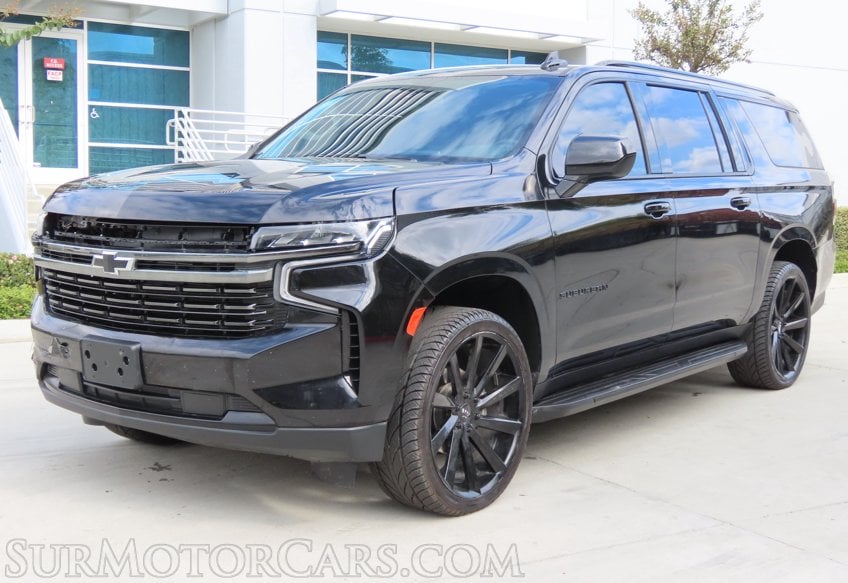 2021 Chevrolet Suburban RST - Image 3
