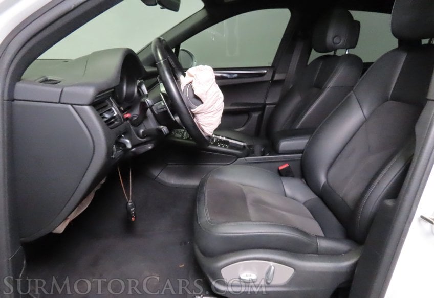 2019 Porsche Macan - Image 20