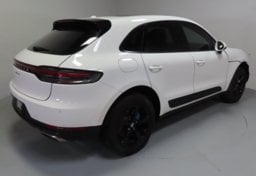 2019 Porsche Macan - Image 7