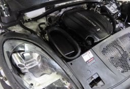 2019 Porsche Macan - Image 35