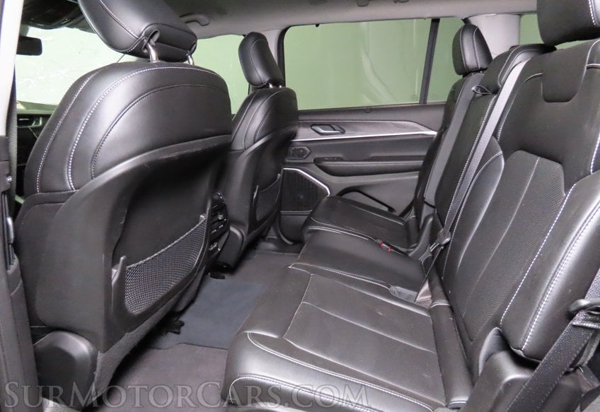 2023 Jeep Grand Cherokee Limited L - Image 32