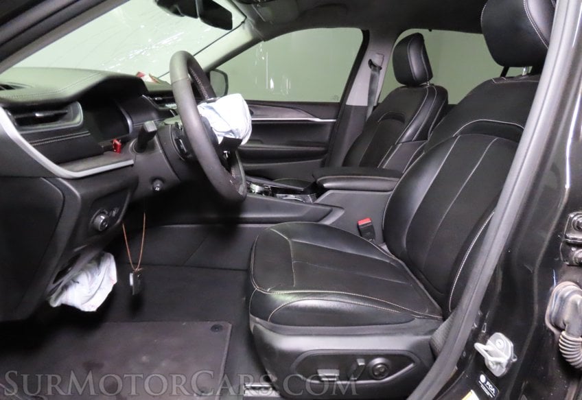 2023 Jeep Grand Cherokee Limited L - Image 25